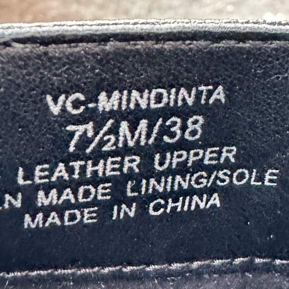 Vince Camuto - Picture 6 of 8